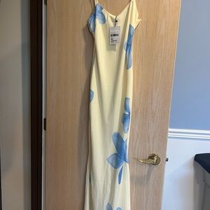 NWT Princess Polly Blue Floral Maxi Dress